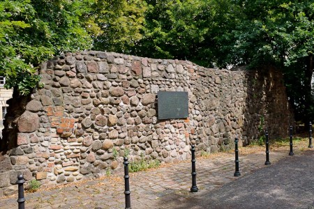 waisenstrasse