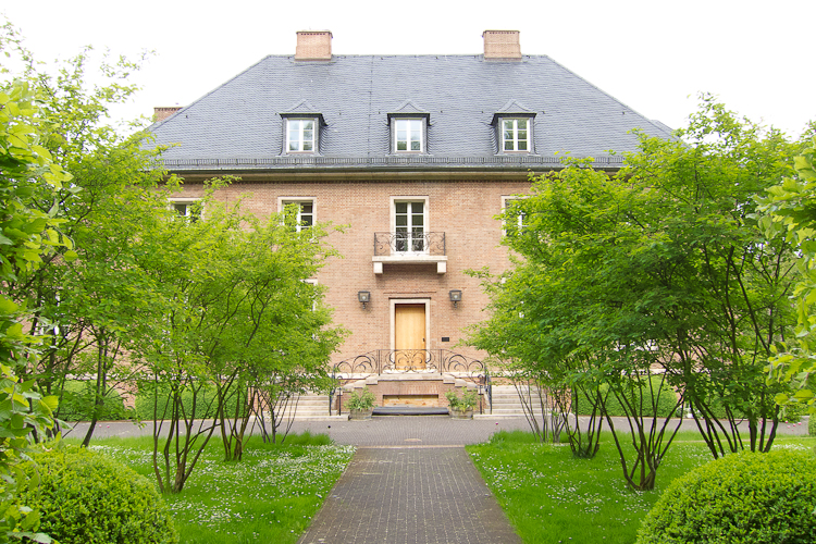 Mies van der Rohe Haus Mosler